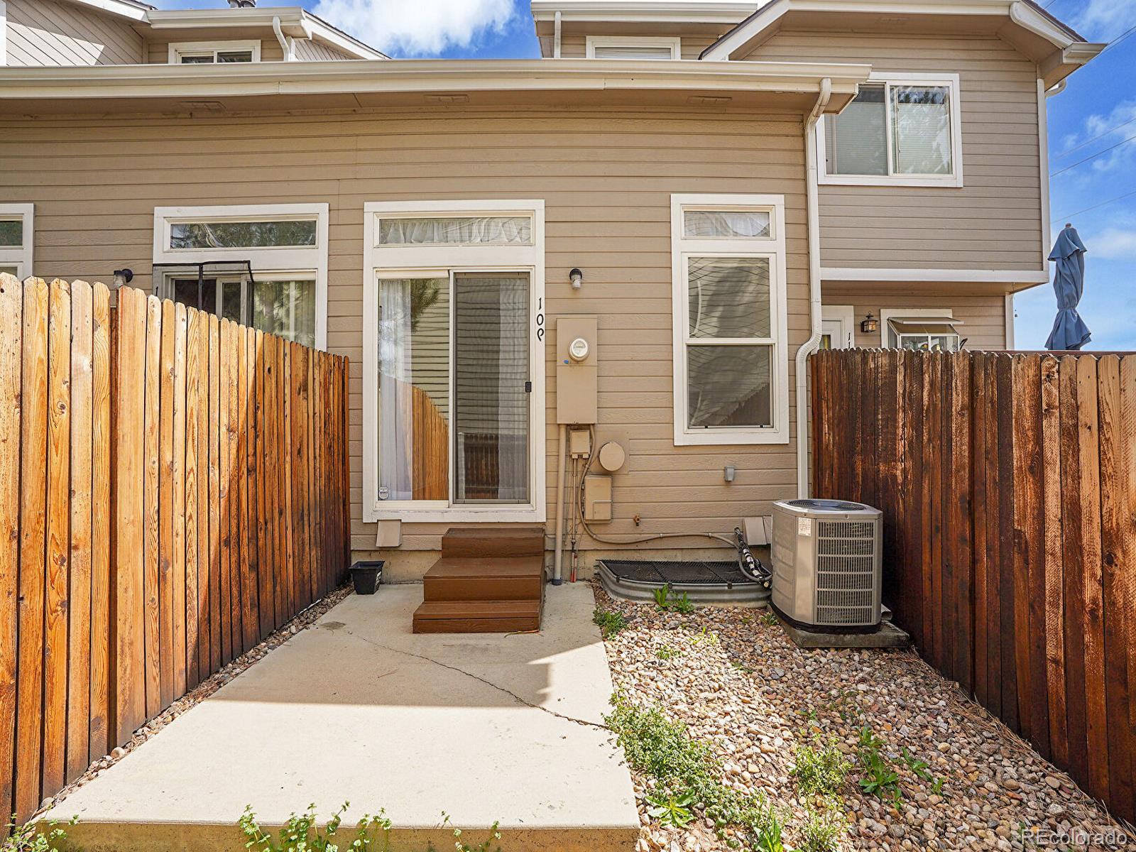 MLS Image #33 for 1885 s quebec way,denver, Colorado