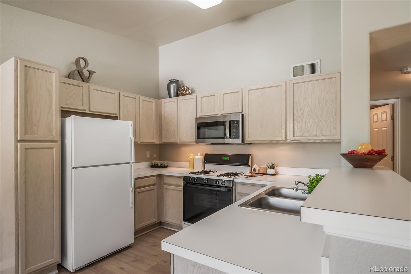 MLS Image #2 for 9911 e idaho circle,denver, Colorado
