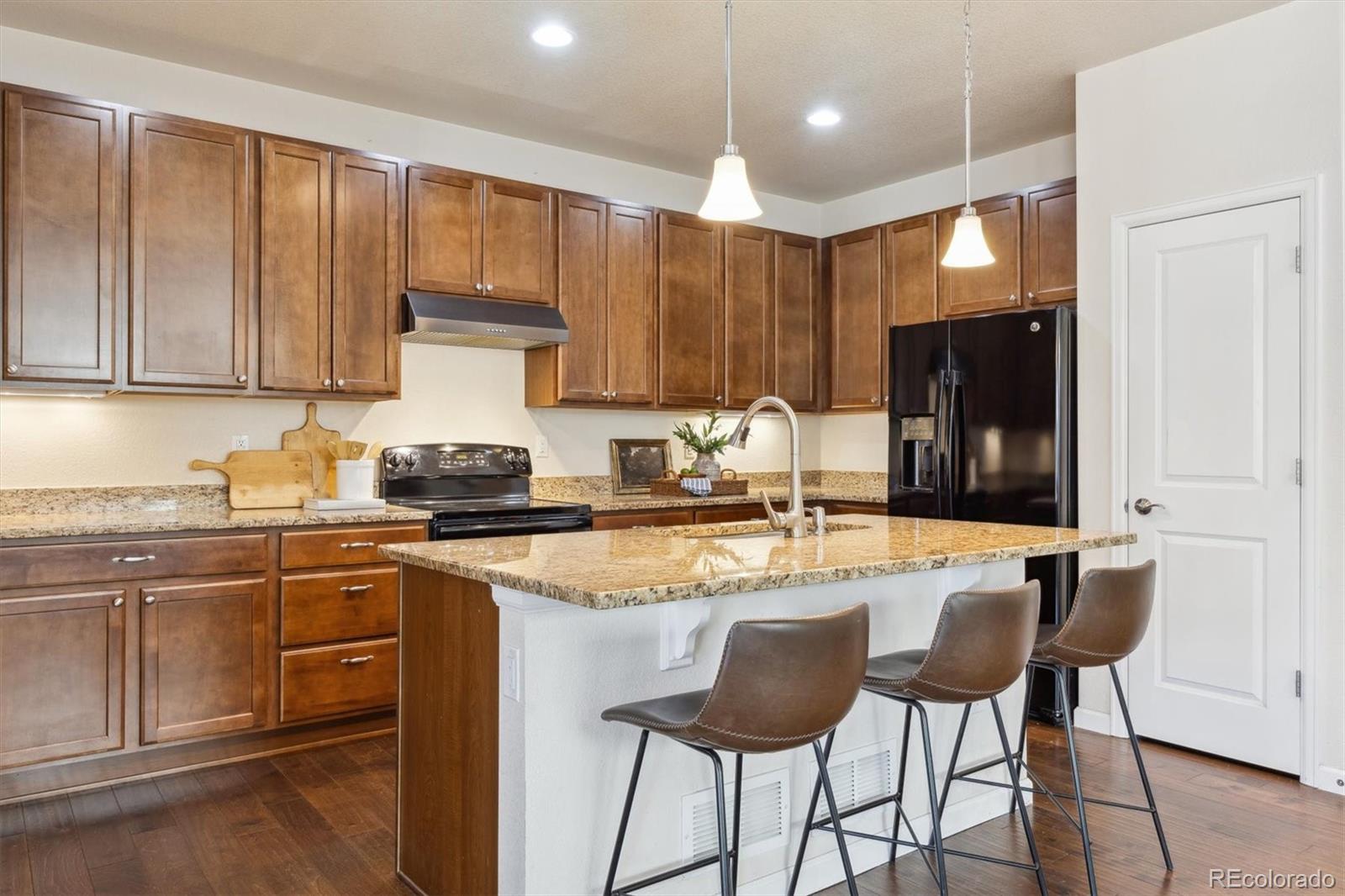 MLS Image #10 for 7367 s pennsylvania street,littleton, Colorado