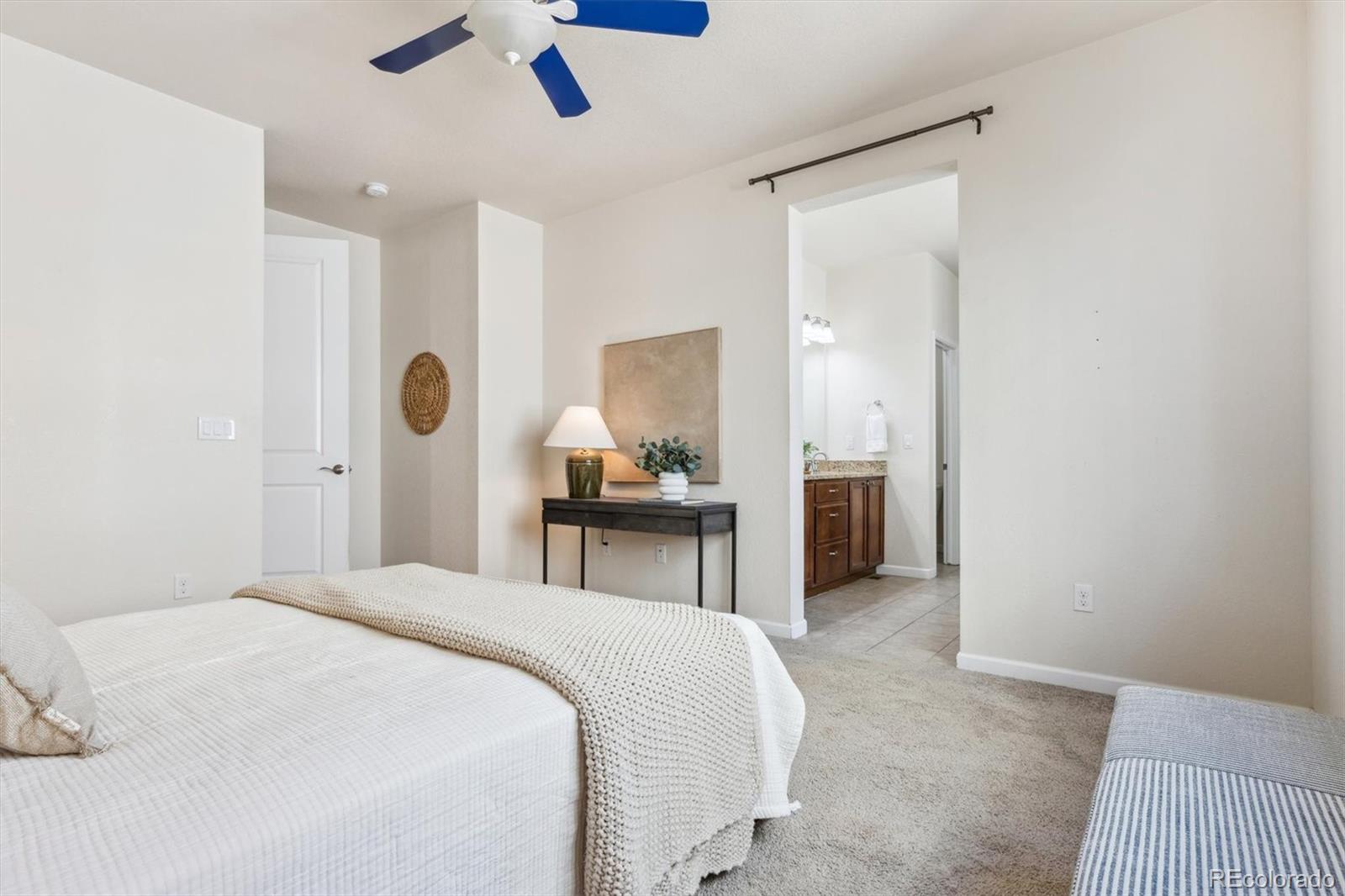MLS Image #14 for 7367 s pennsylvania street,littleton, Colorado