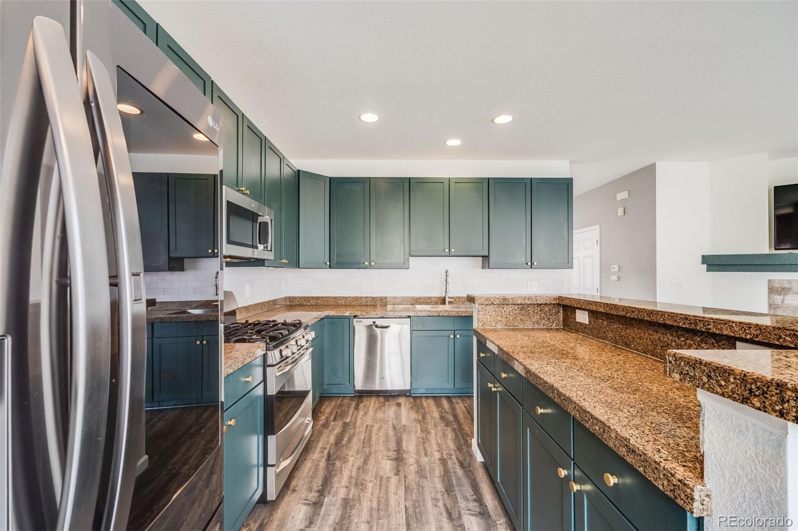 MLS Image #17 for 22765 e ottawa place,aurora, Colorado