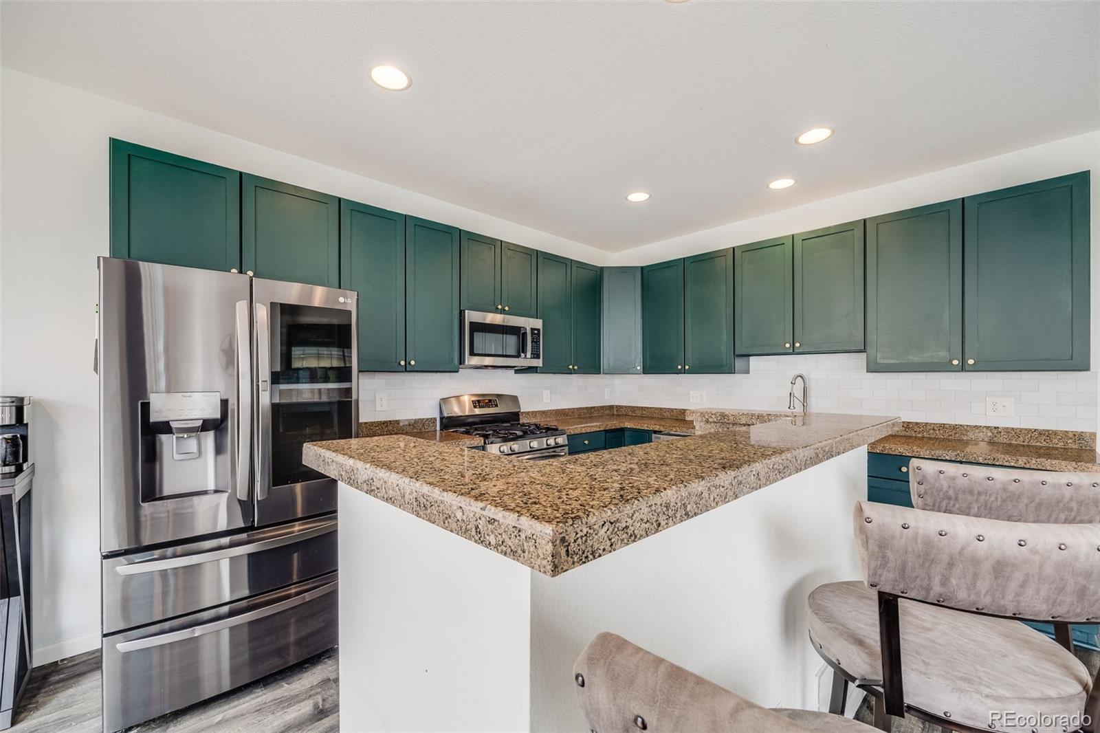 MLS Image #18 for 22765 e ottawa place,aurora, Colorado