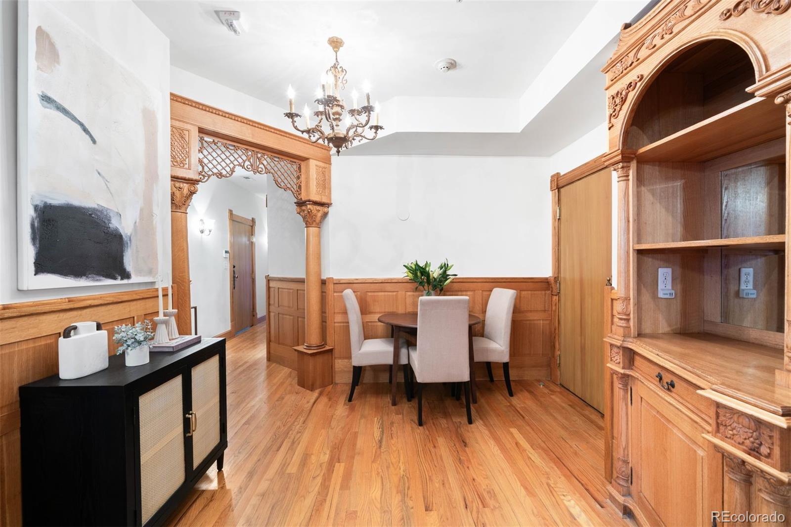 MLS Image #15 for 1022 n pearl street,denver, Colorado