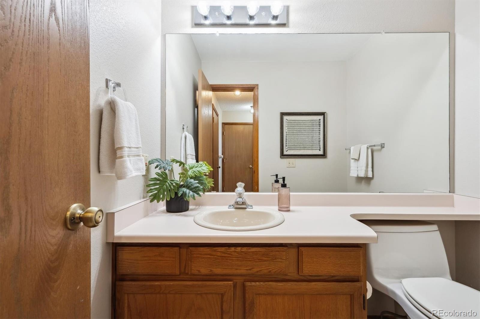 MLS Image #12 for 8229 s ogden circle,littleton, Colorado