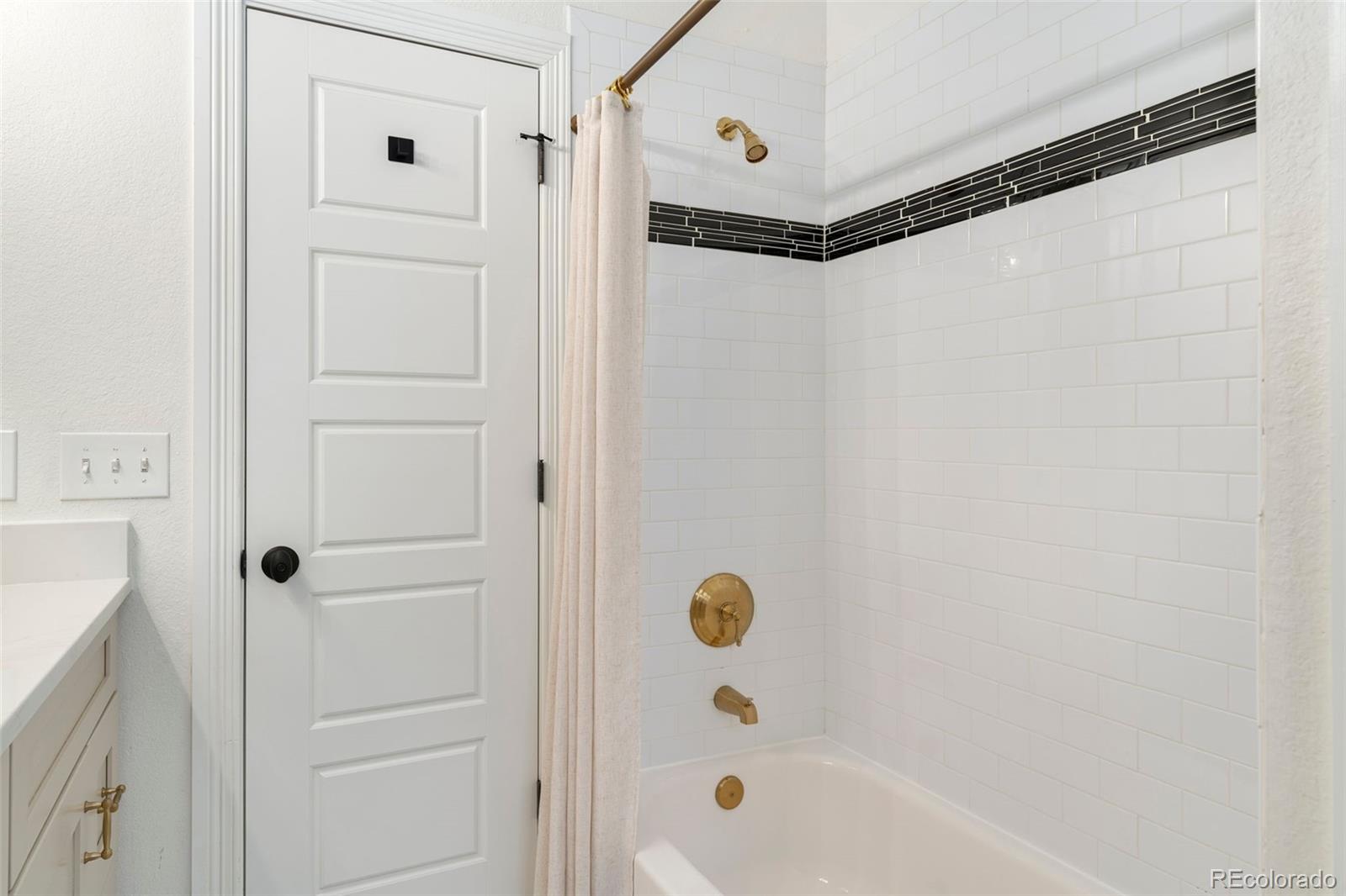 MLS Image #40 for 2930 w 34th avenue,denver, Colorado