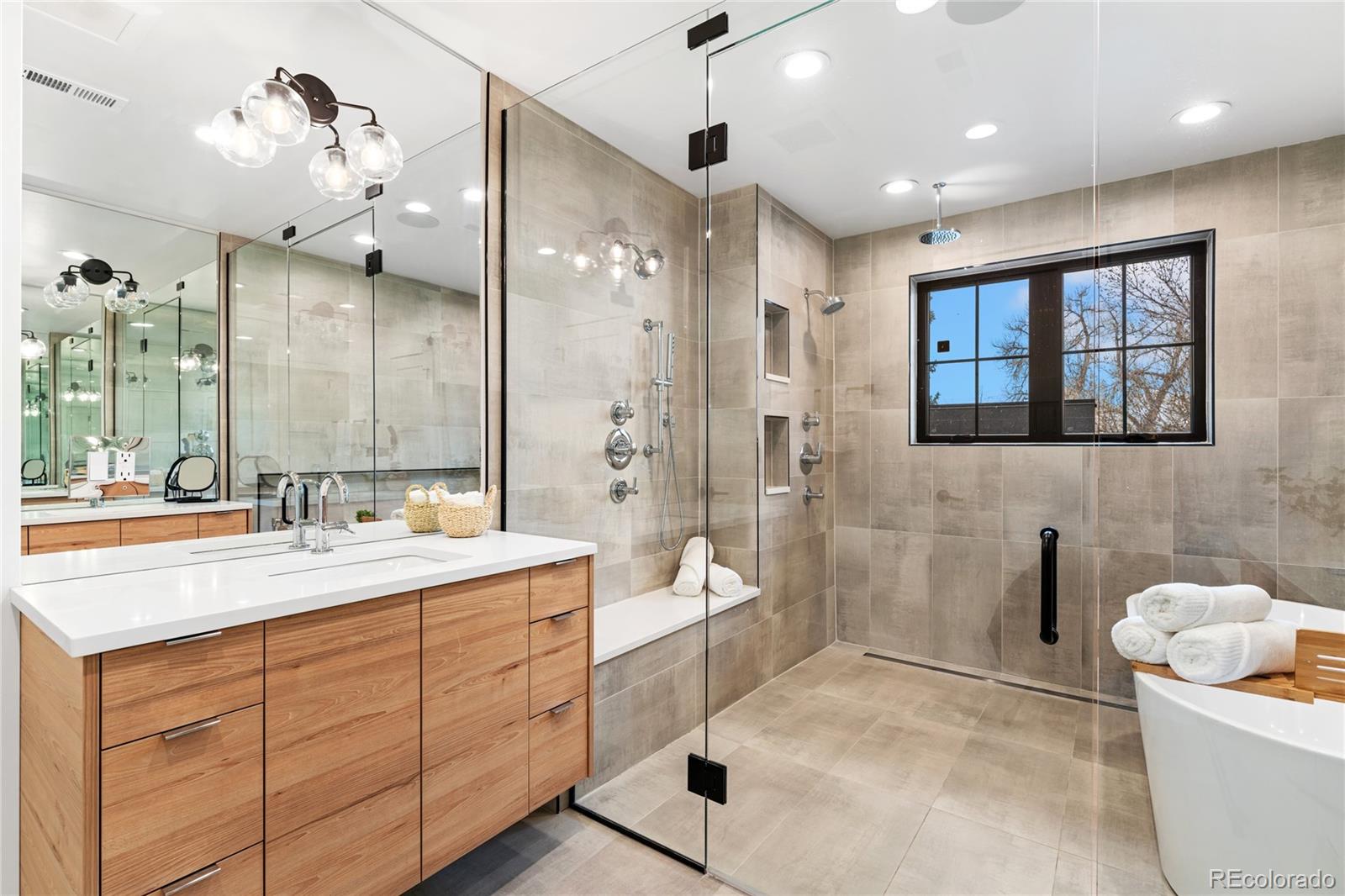 MLS Image #23 for 1675 s steele street,denver, Colorado