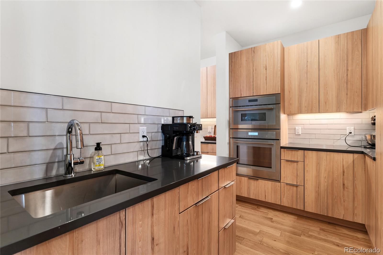 MLS Image #9 for 1675 s steele street,denver, Colorado