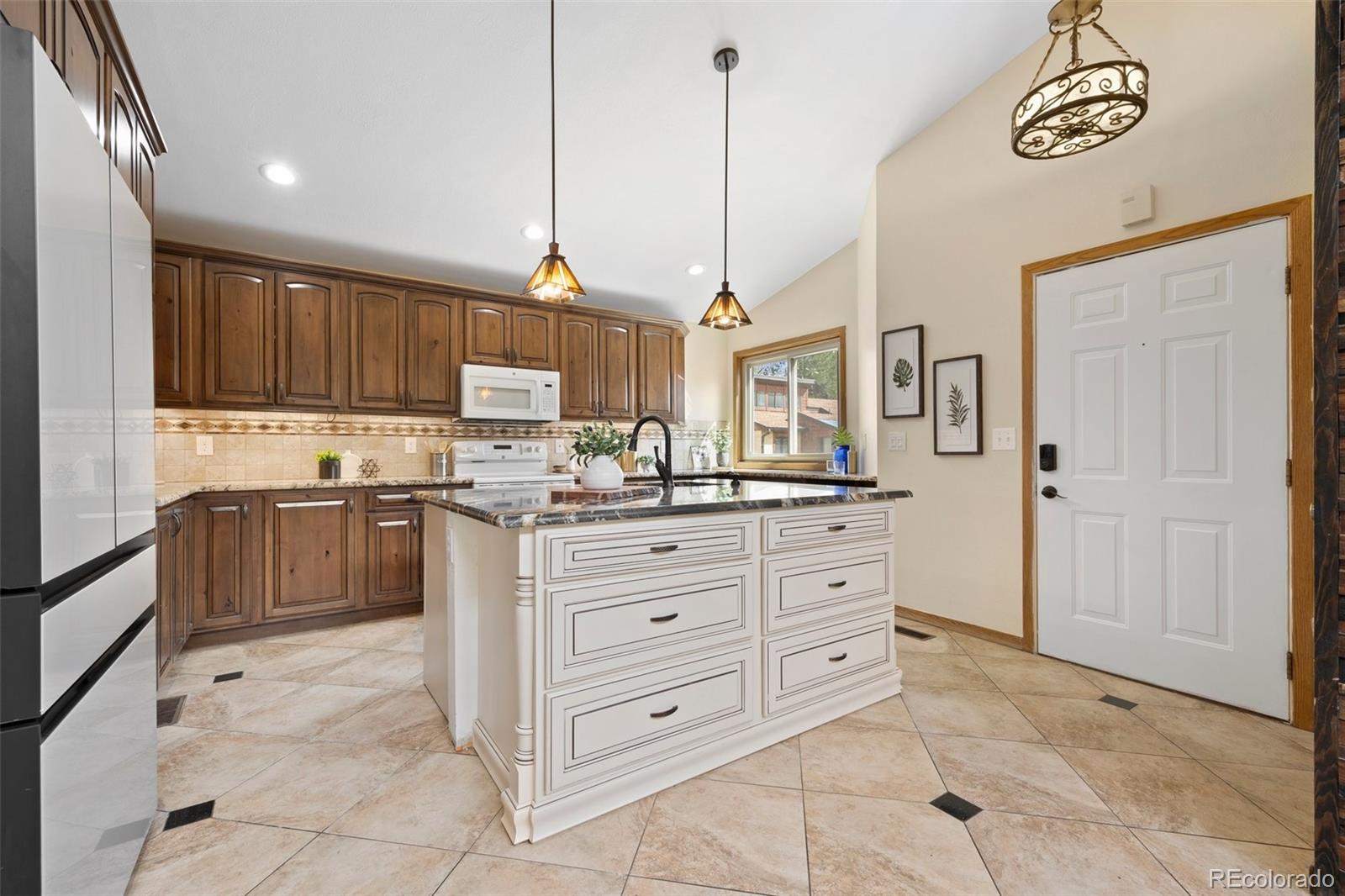 MLS Image #10 for 673  brentwood street,lakewood, Colorado