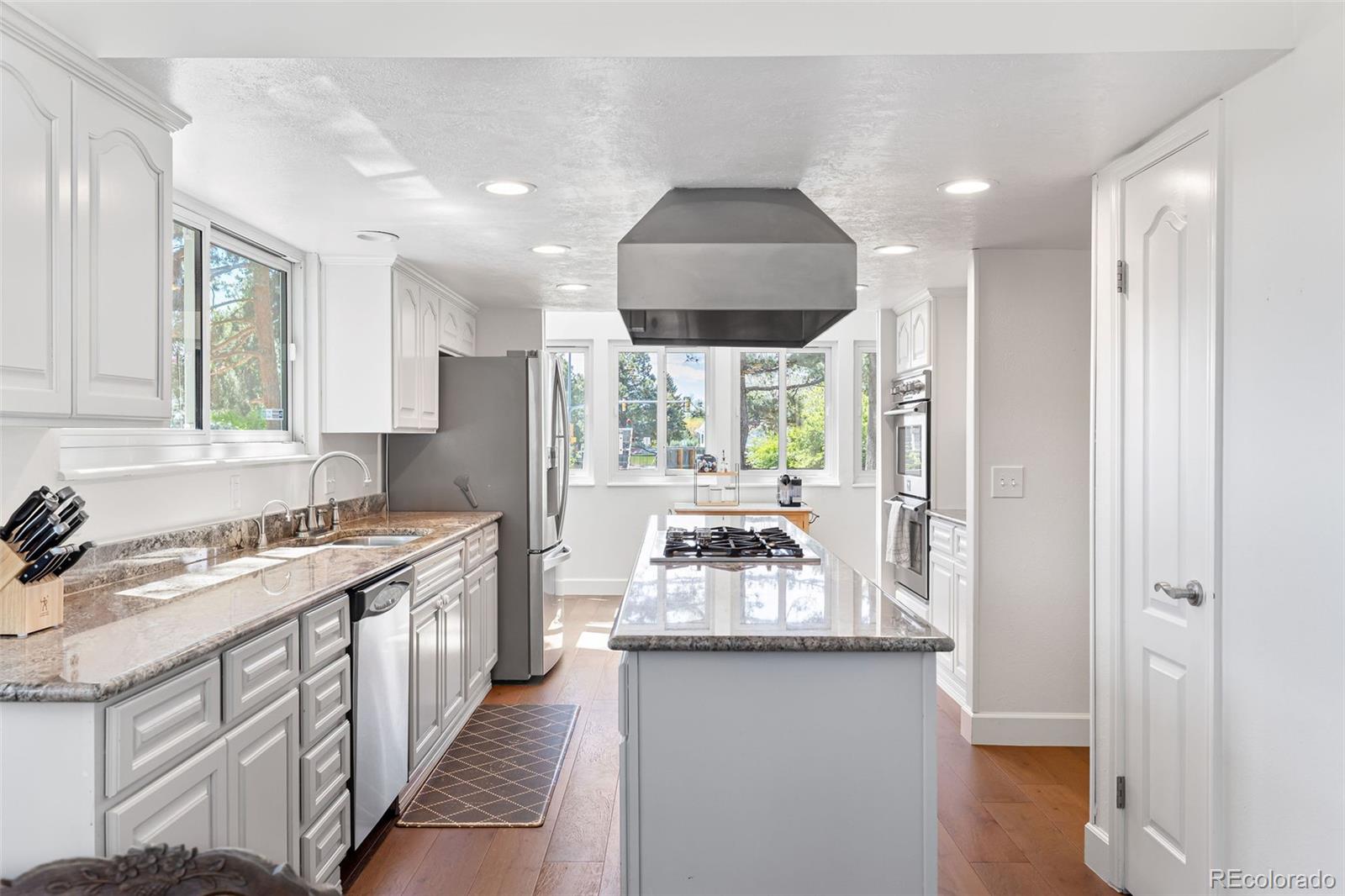 MLS Image #11 for 4850 s kittredge street,aurora, Colorado