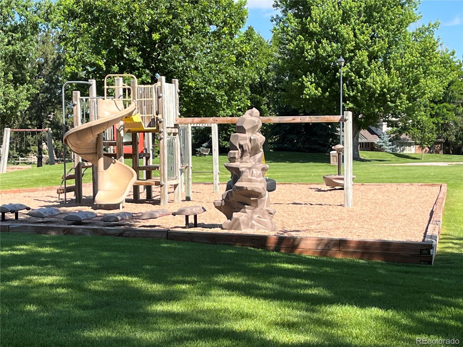 MLS Image #35 for 4850 s kittredge street,aurora, Colorado