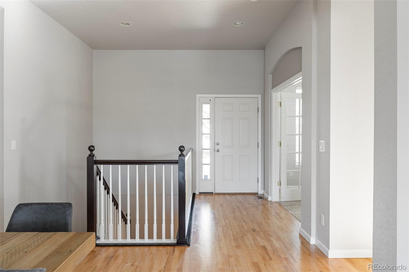 MLS Image #3 for 20550 e lake circle,centennial, Colorado