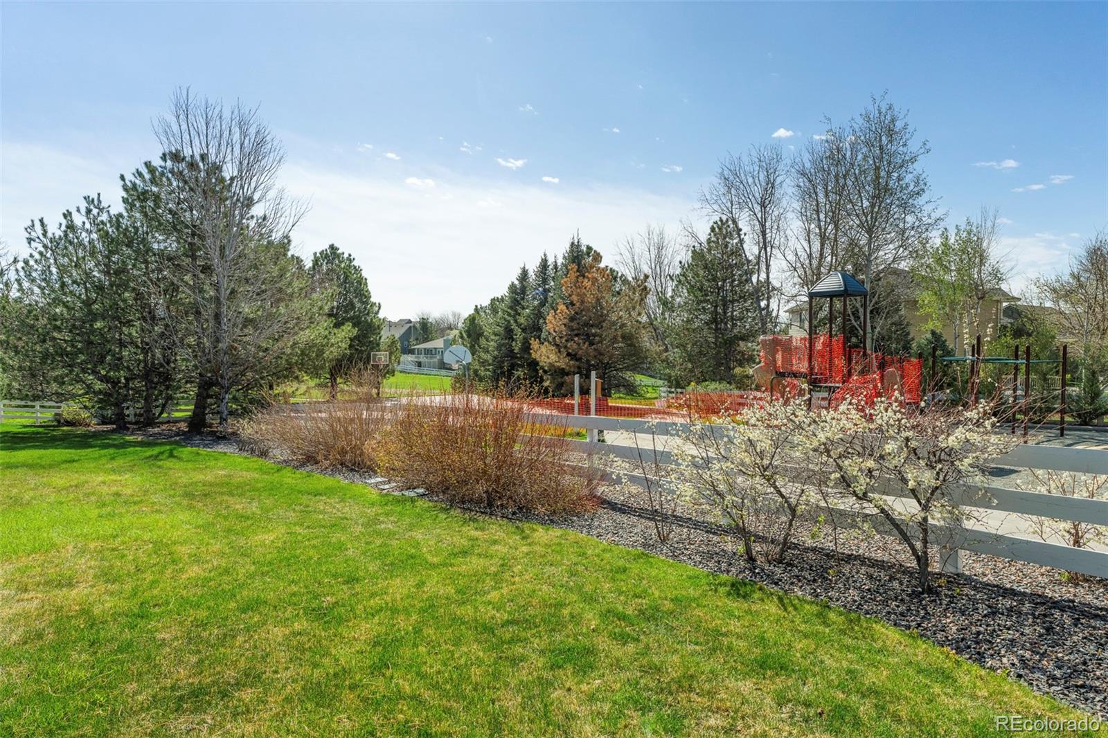 MLS Image #31 for 20550 e lake circle,centennial, Colorado