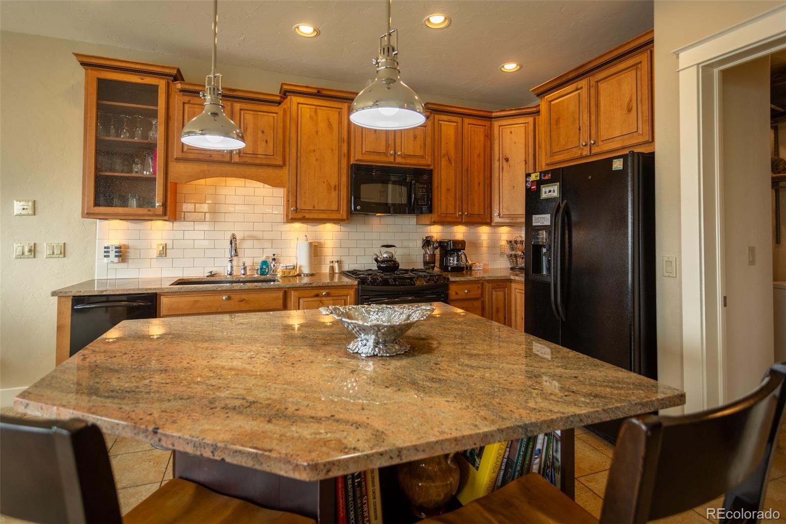 MLS Image #19 for 536 e 1st street,salida, Colorado