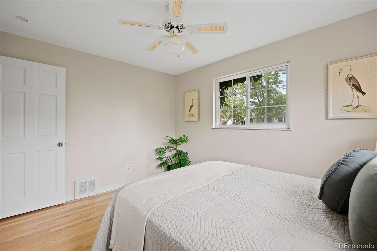 MLS Image #17 for 4580 s huron street,englewood, Colorado