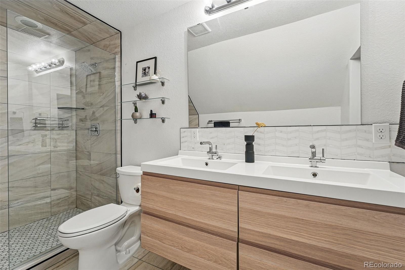 MLS Image #15 for 538  galapago street,denver, Colorado