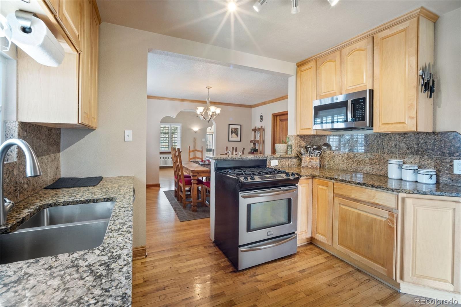 MLS Image #7 for 2995  albion street,denver, Colorado