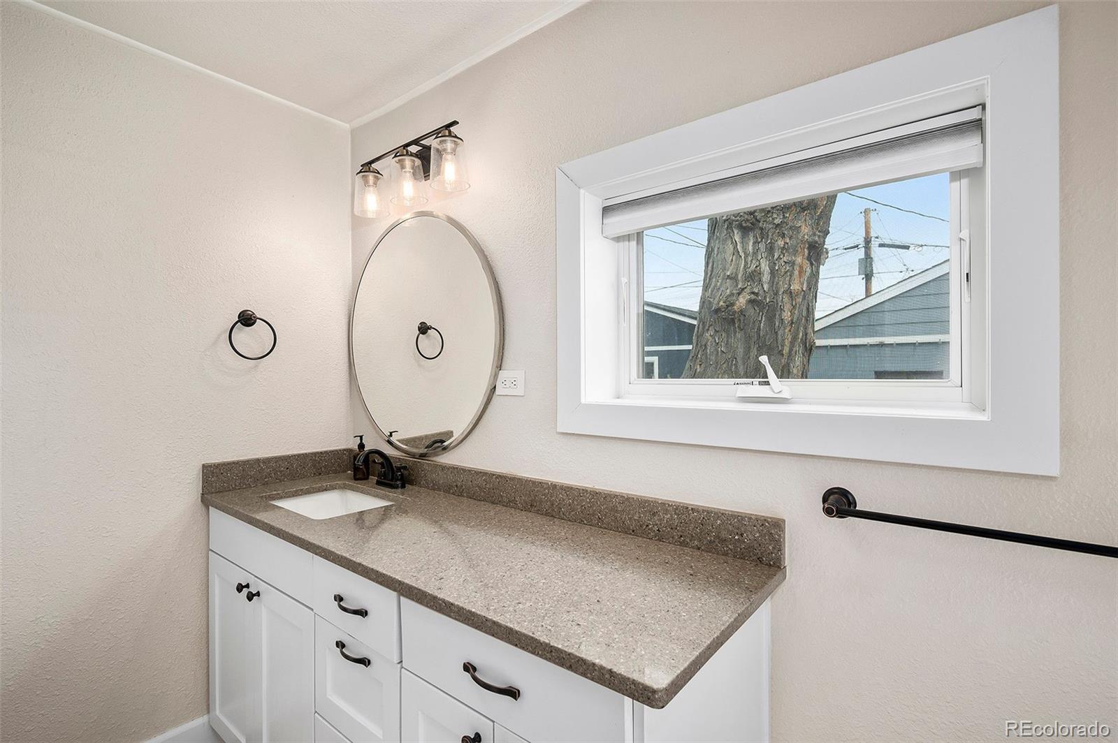 MLS Image #17 for 161 w maple avenue,denver, Colorado