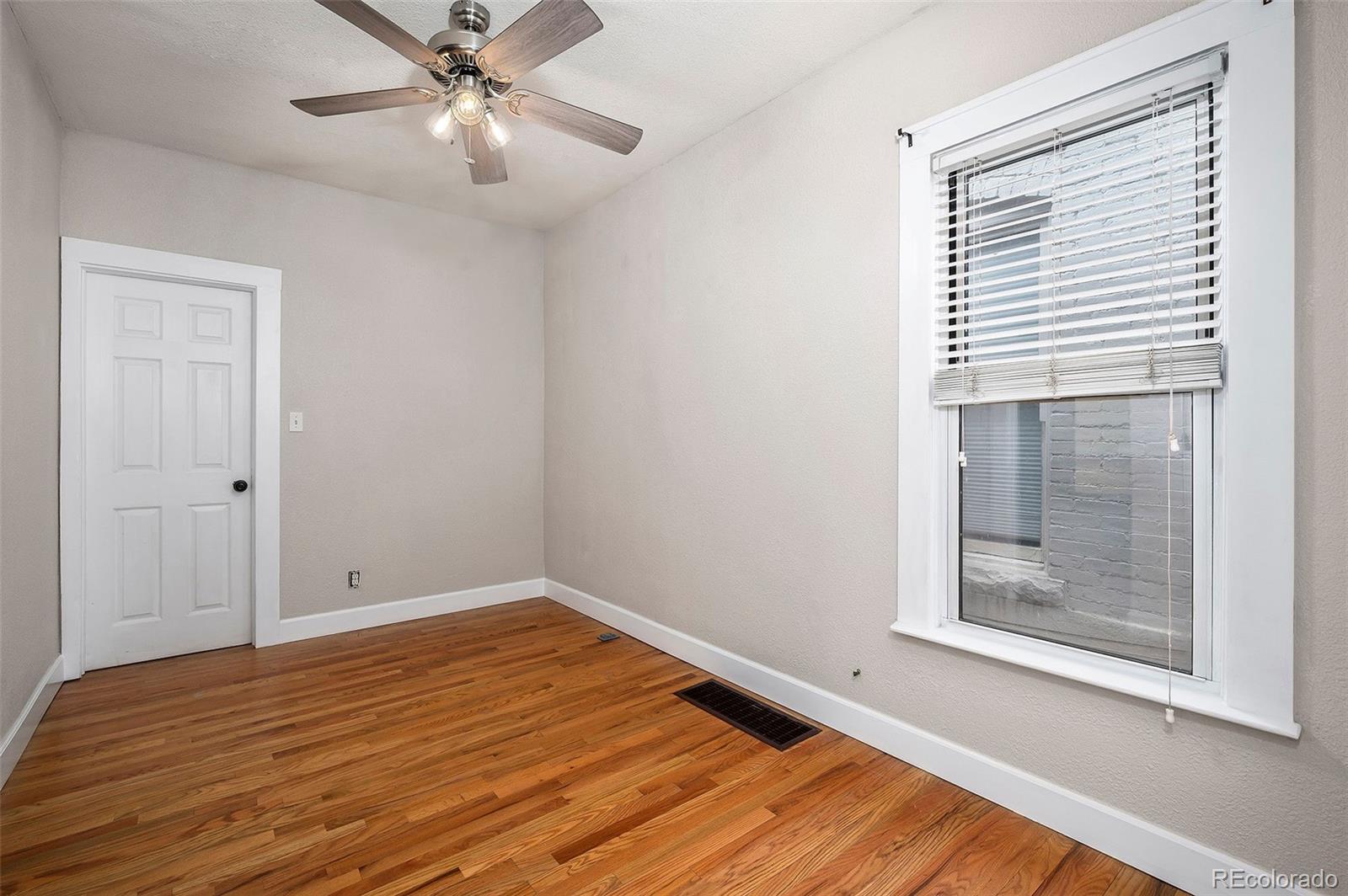 MLS Image #19 for 161 w maple avenue,denver, Colorado