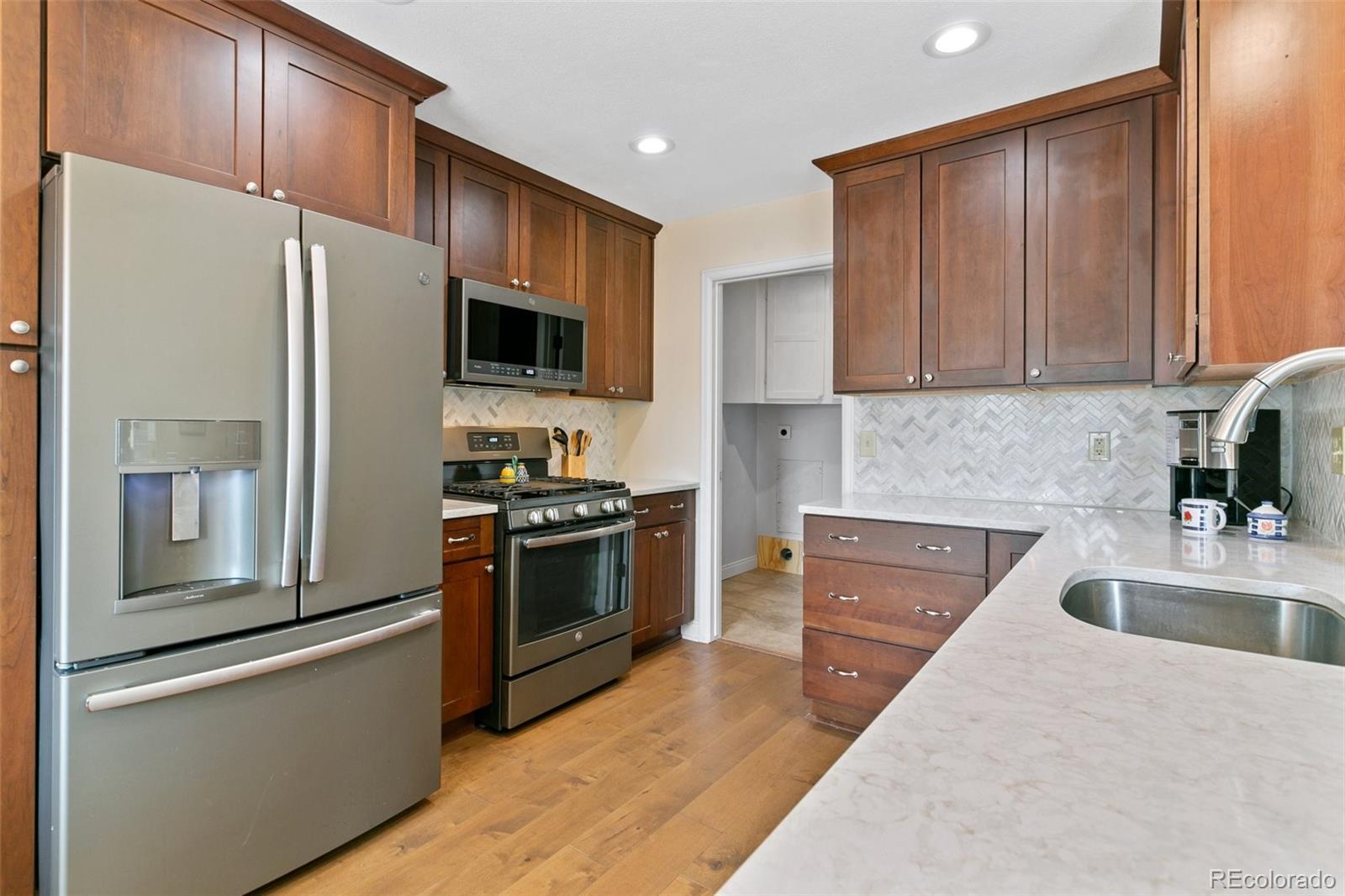 MLS Image #6 for 2772  hearthwood lane,colorado springs, Colorado
