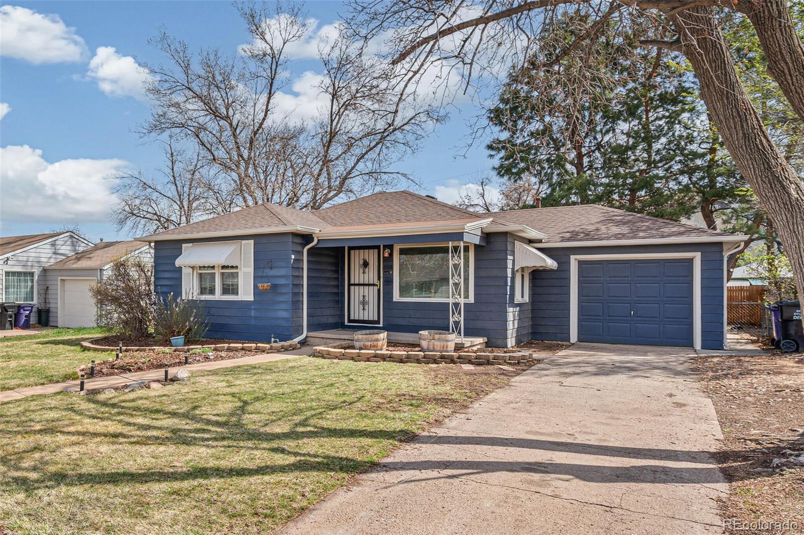CMA Image for 2718 S Hazel Court,Denver, Colorado