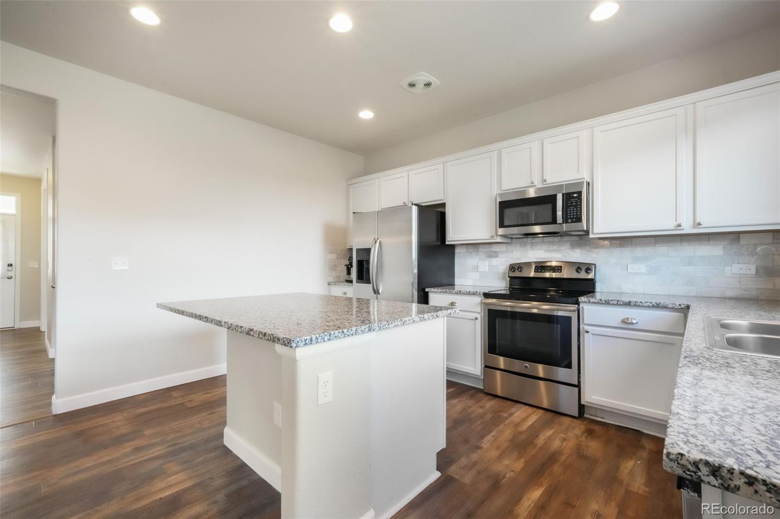 MLS Image #2 for 8239  silver birch drive,colorado springs, Colorado