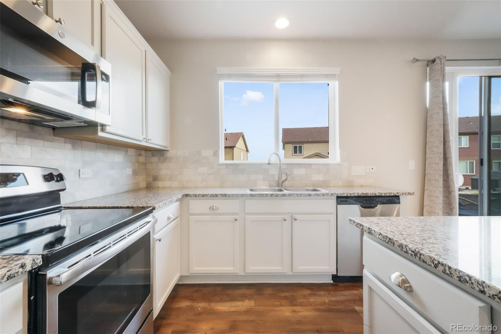 MLS Image #4 for 8239  silver birch drive,colorado springs, Colorado