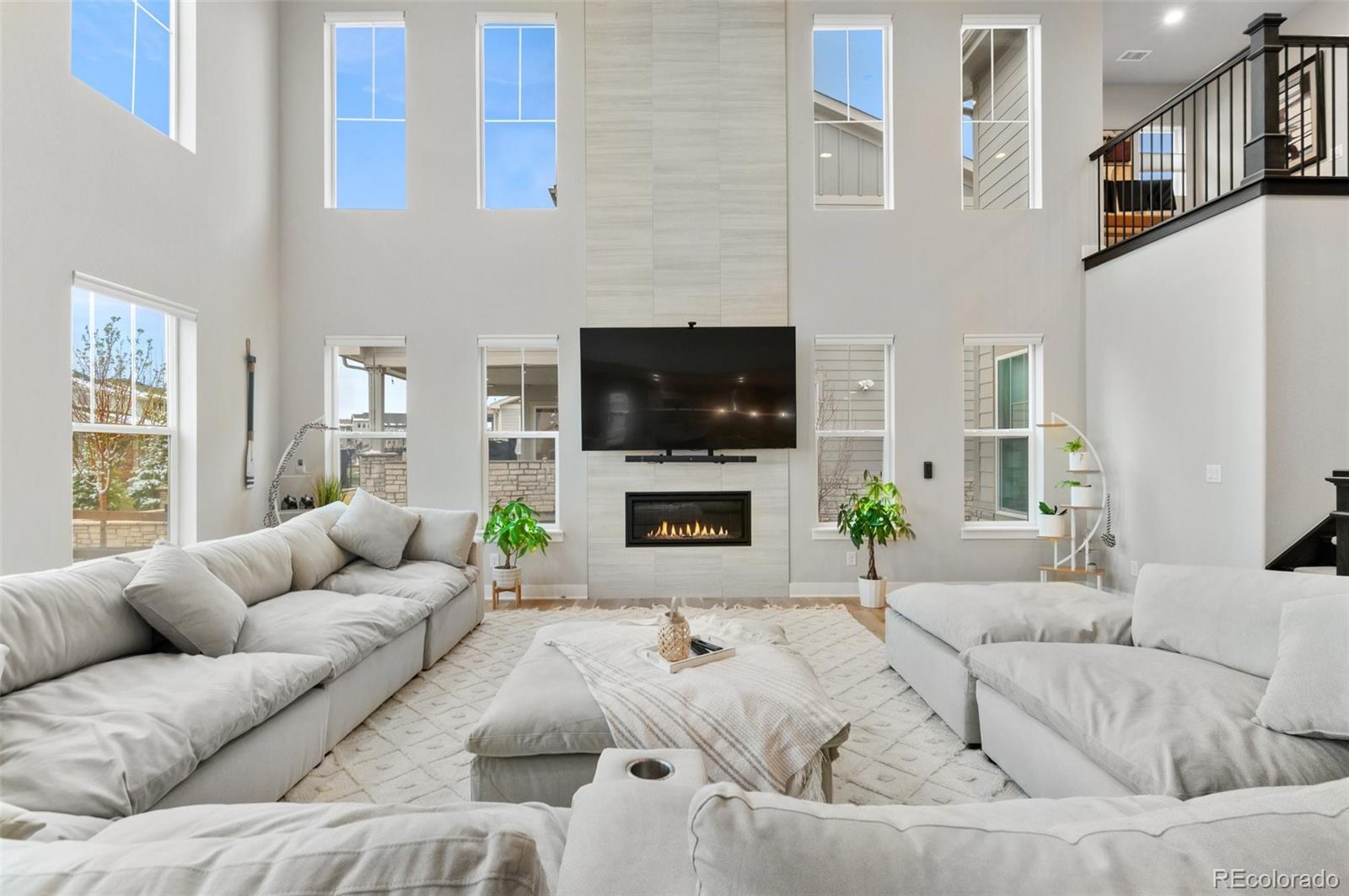 MLS Image #3 for 6614 s vandriver way,aurora, Colorado