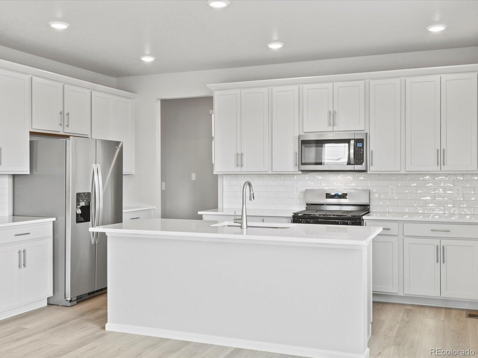 MLS Image #13 for 4704  rabbitbrush street,johnstown, Colorado