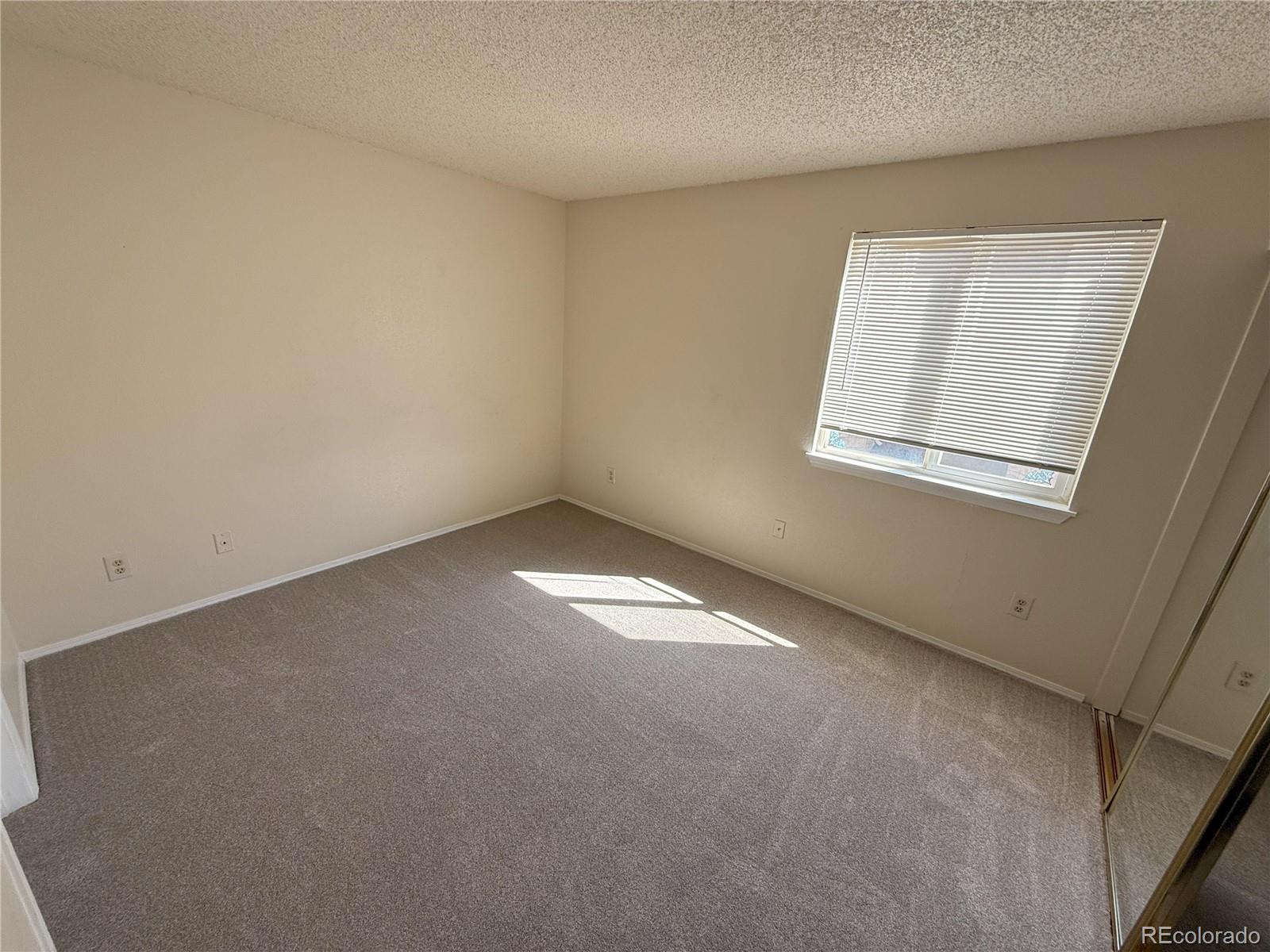 MLS Image #12 for 1075 s elkhart way,aurora, Colorado