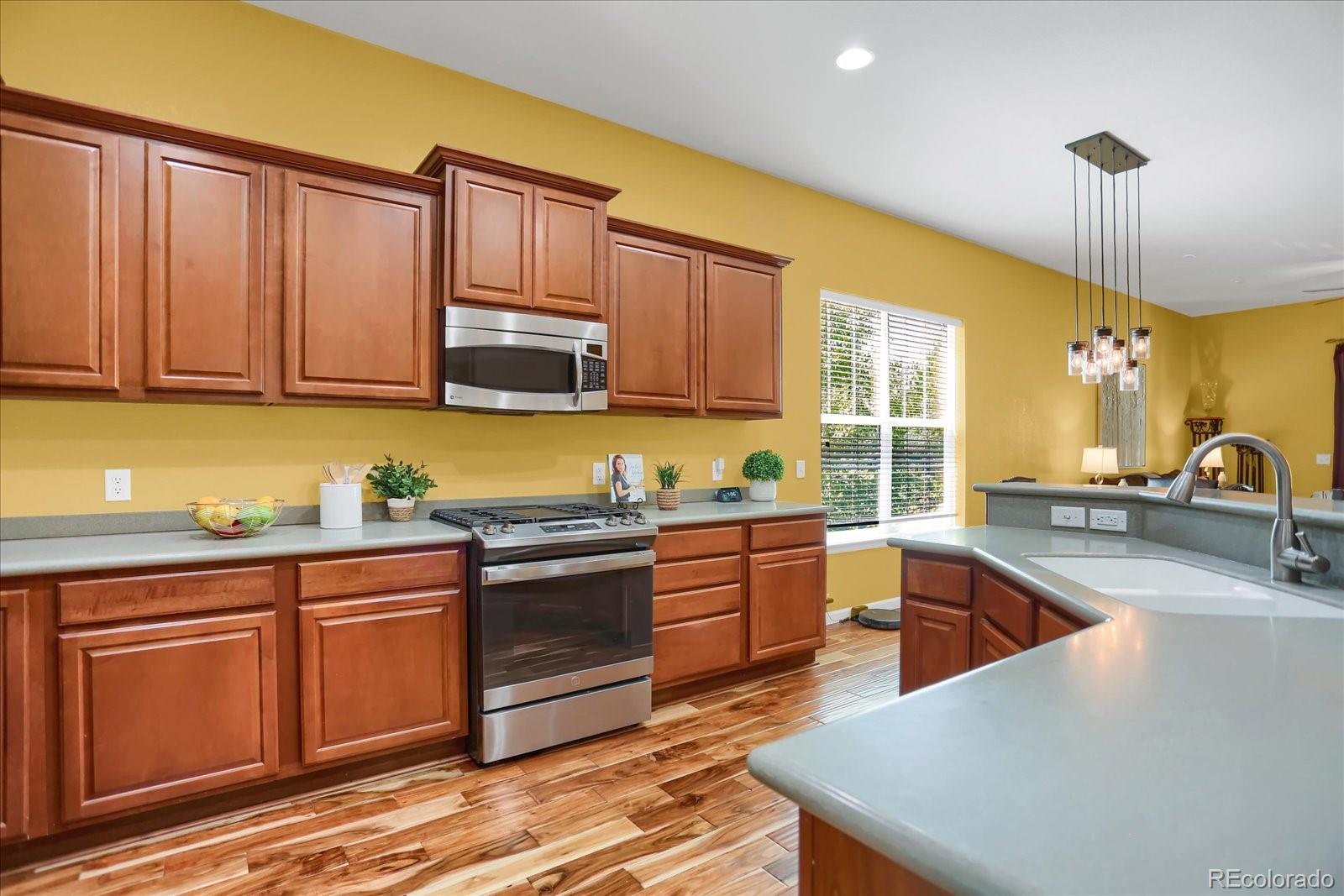 MLS Image #10 for 3419  traver drive,broomfield, Colorado