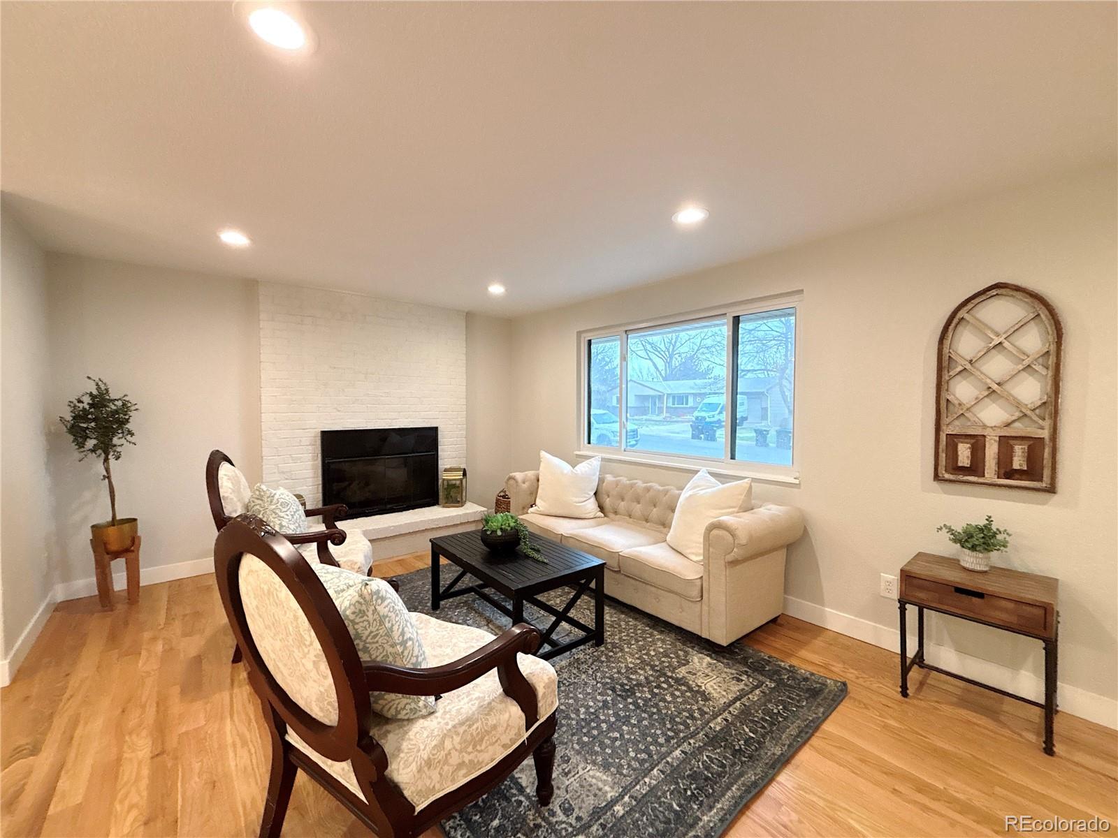 MLS Image #11 for 10253 w 68th way,arvada, Colorado