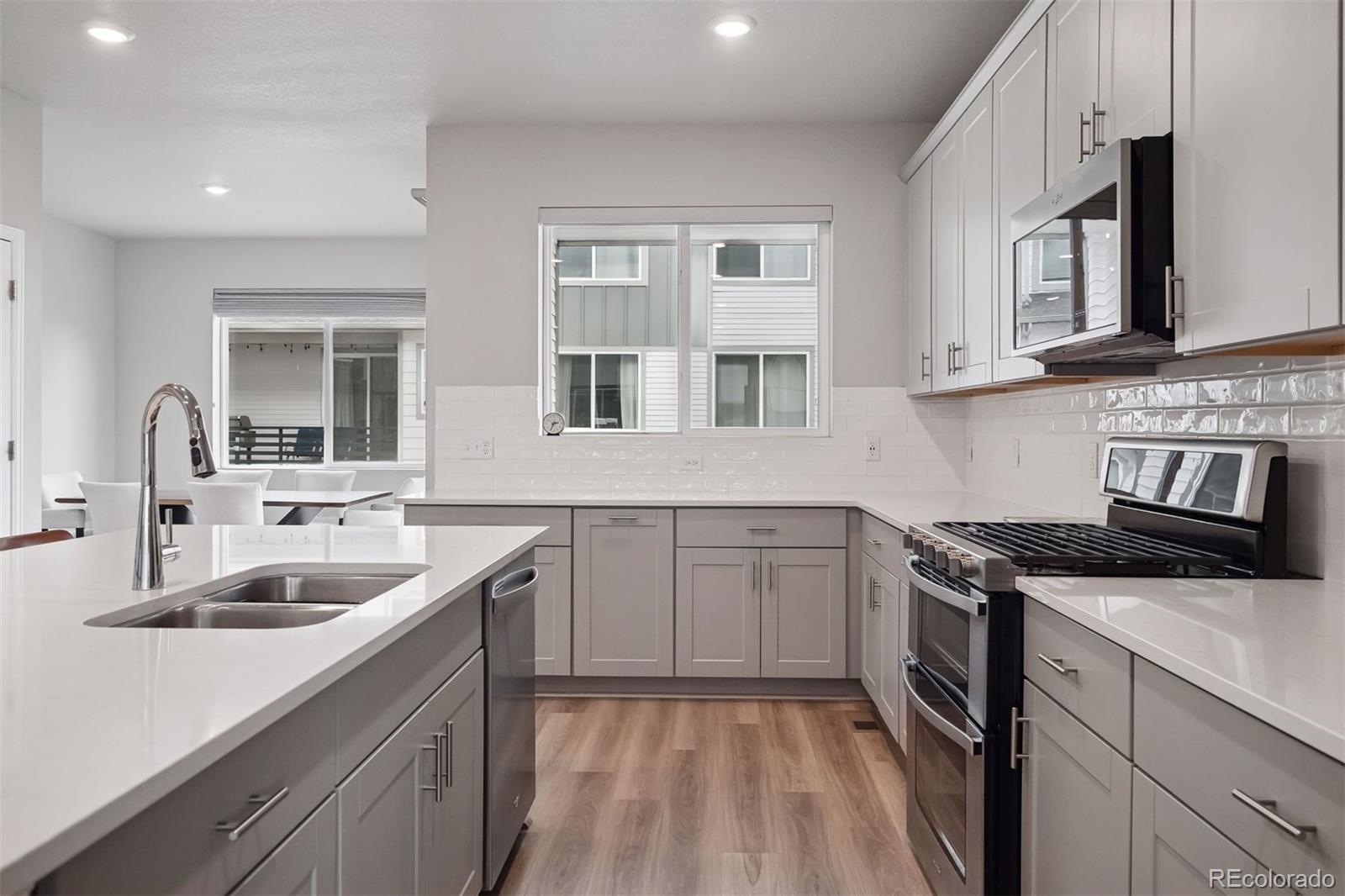 MLS Image #15 for 12283 w 57th lane,arvada, Colorado
