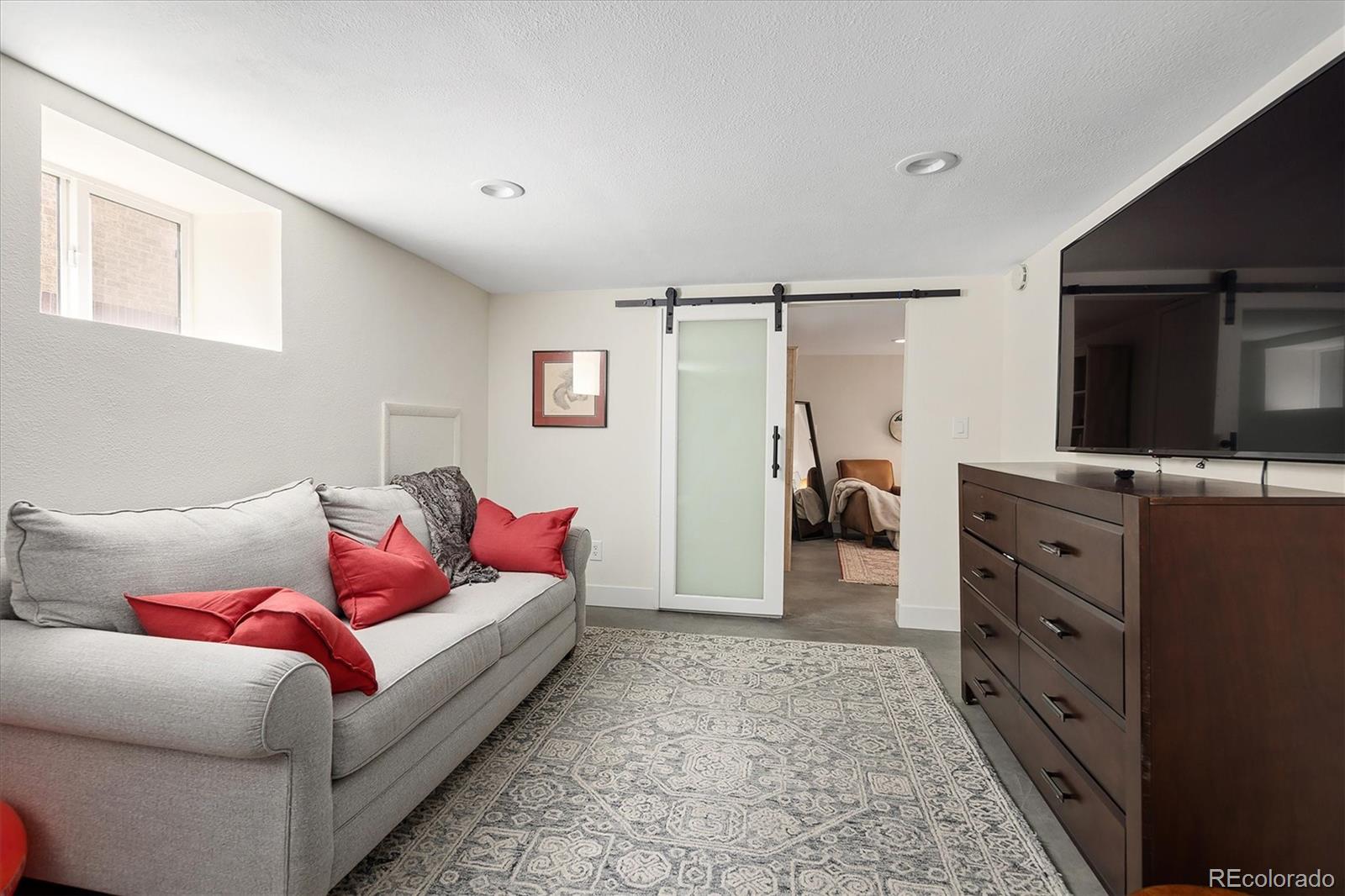 MLS Image #33 for 1282 s sherman street,denver, Colorado