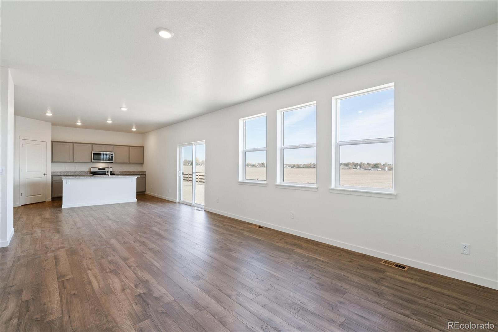 MLS Image #5 for 9882  cathay street,commerce city, Colorado