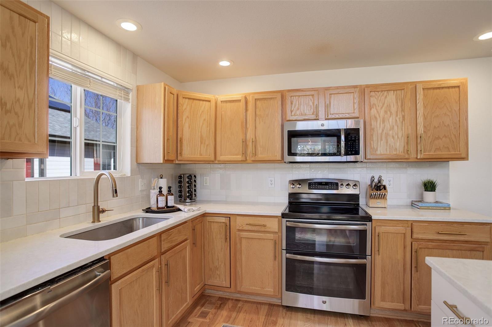 MLS Image #13 for 16553  gilpin street,thornton, Colorado