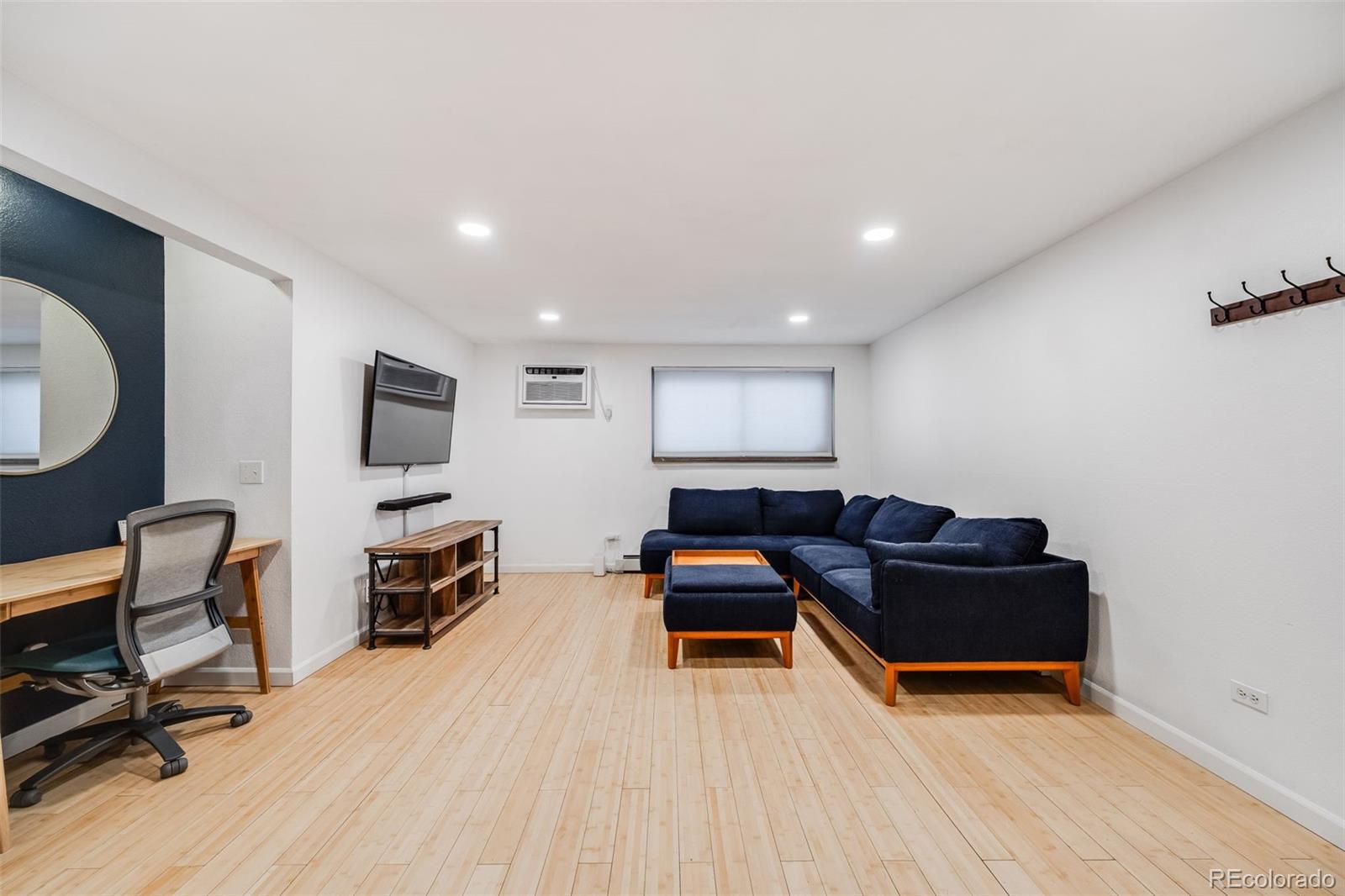 MLS Image #1 for 20 s logan street,denver, Colorado