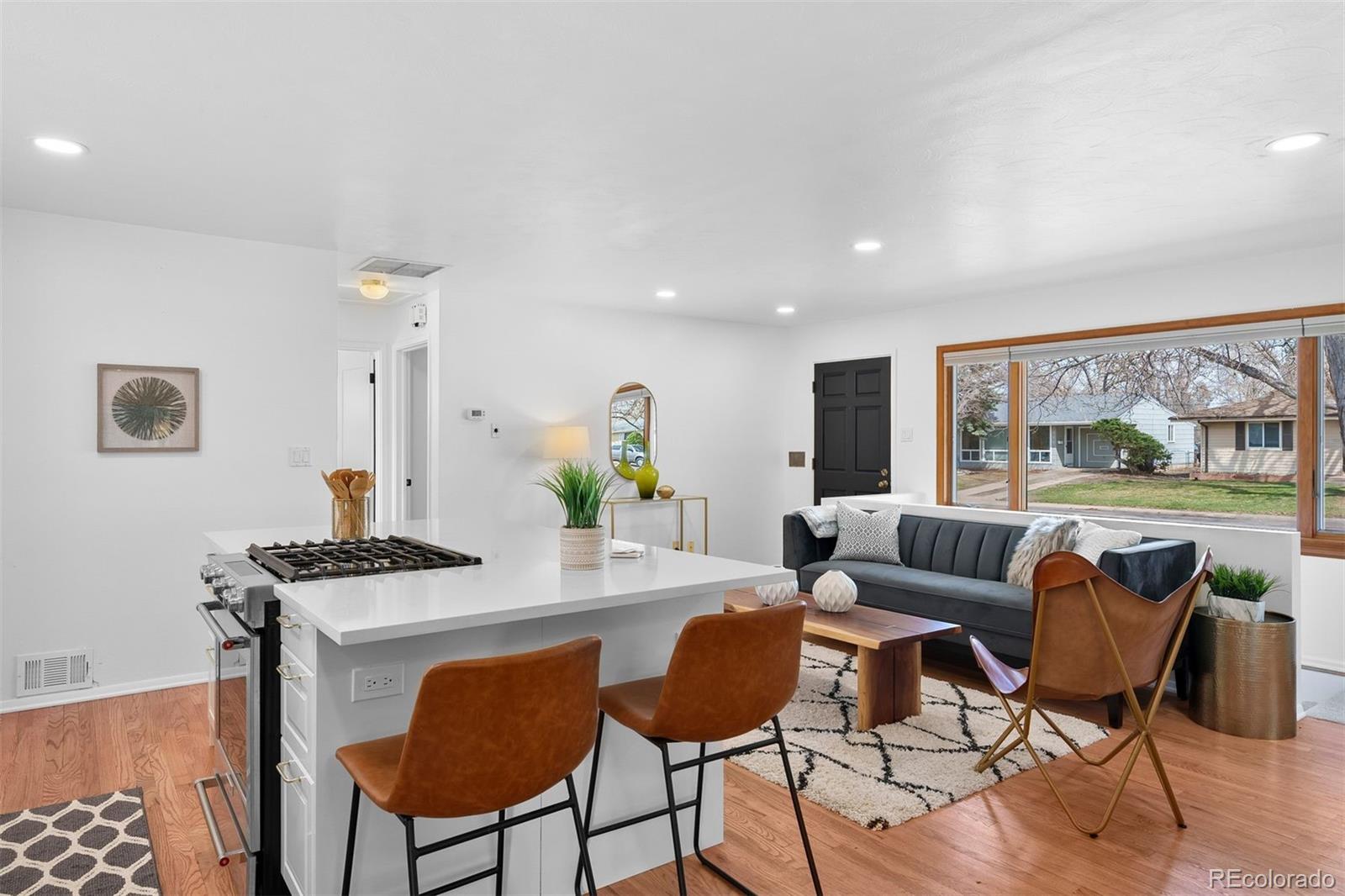 MLS Image #3 for 1325 s grape street,denver, Colorado