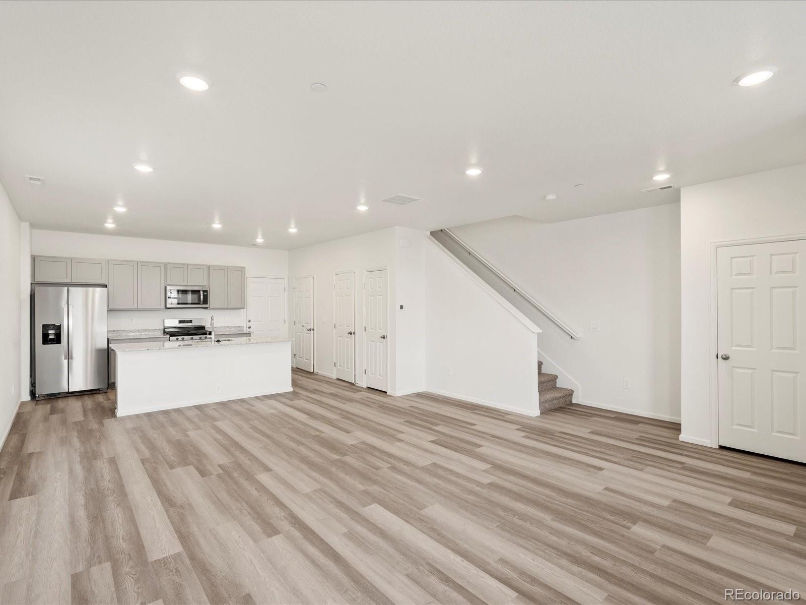 MLS Image #5 for 1622  riverplace drive,windsor, Colorado