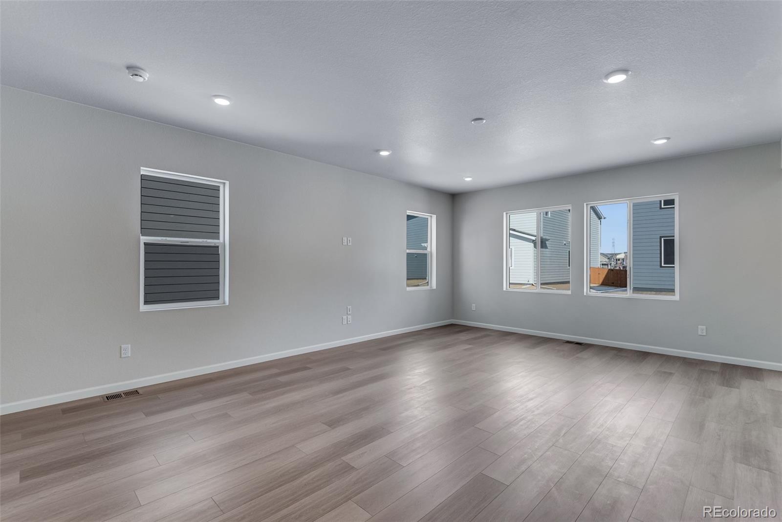 MLS Image #15 for 13531 e 99th place,commerce city, Colorado