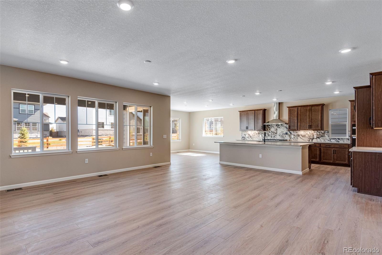 MLS Image #12 for 3422 n gold bug court,aurora, Colorado