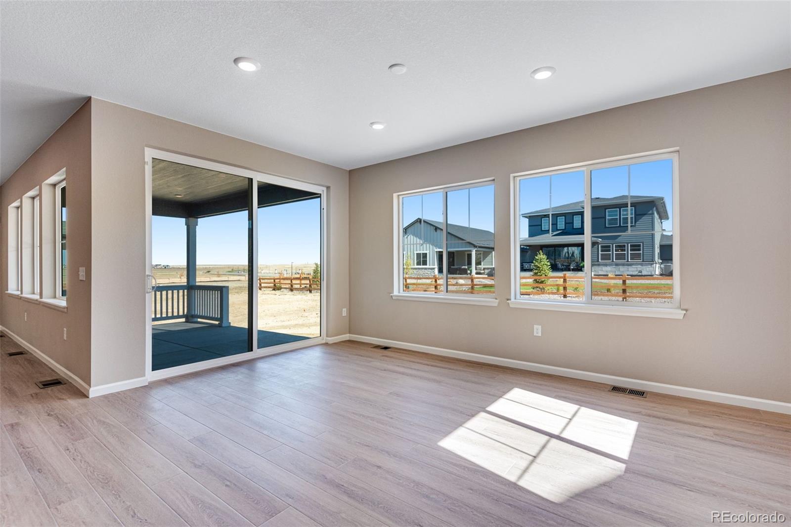 MLS Image #15 for 3422 n gold bug court,aurora, Colorado