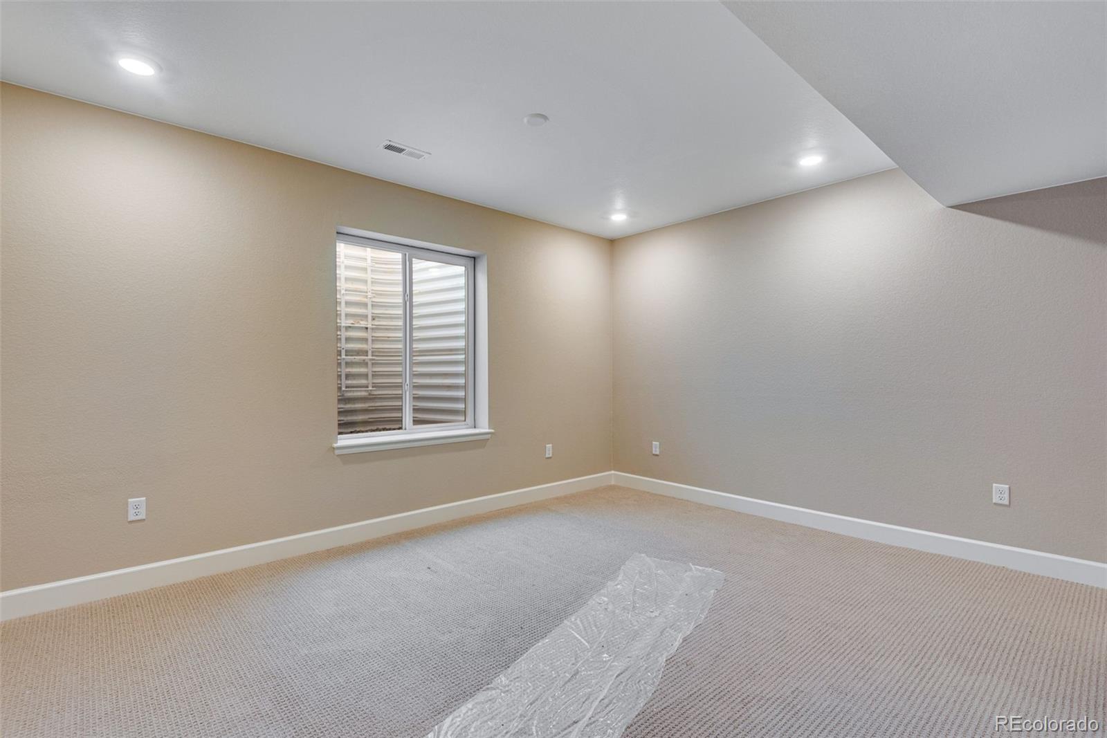 MLS Image #36 for 3422 n gold bug court,aurora, Colorado