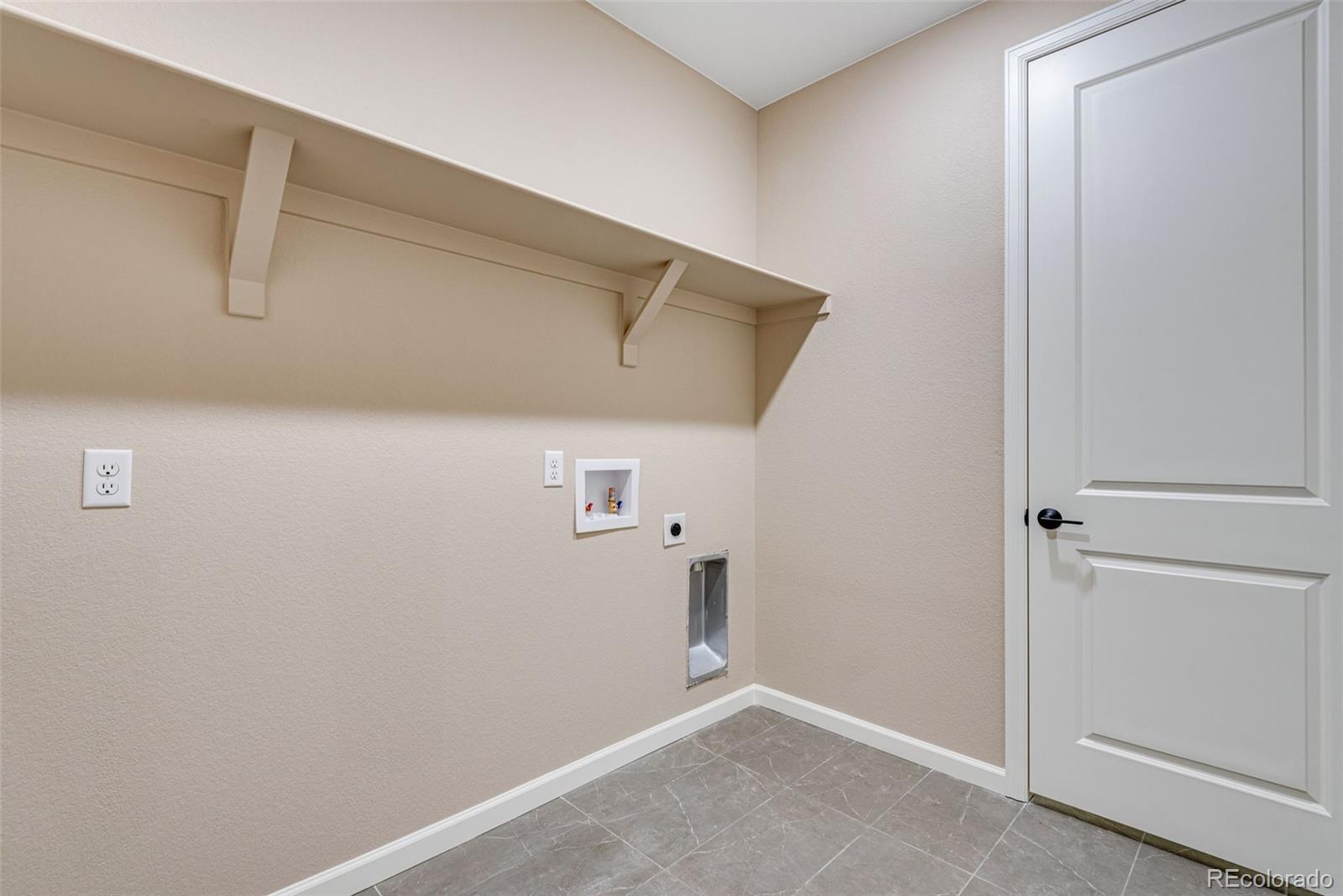 MLS Image #38 for 3422 n gold bug court,aurora, Colorado