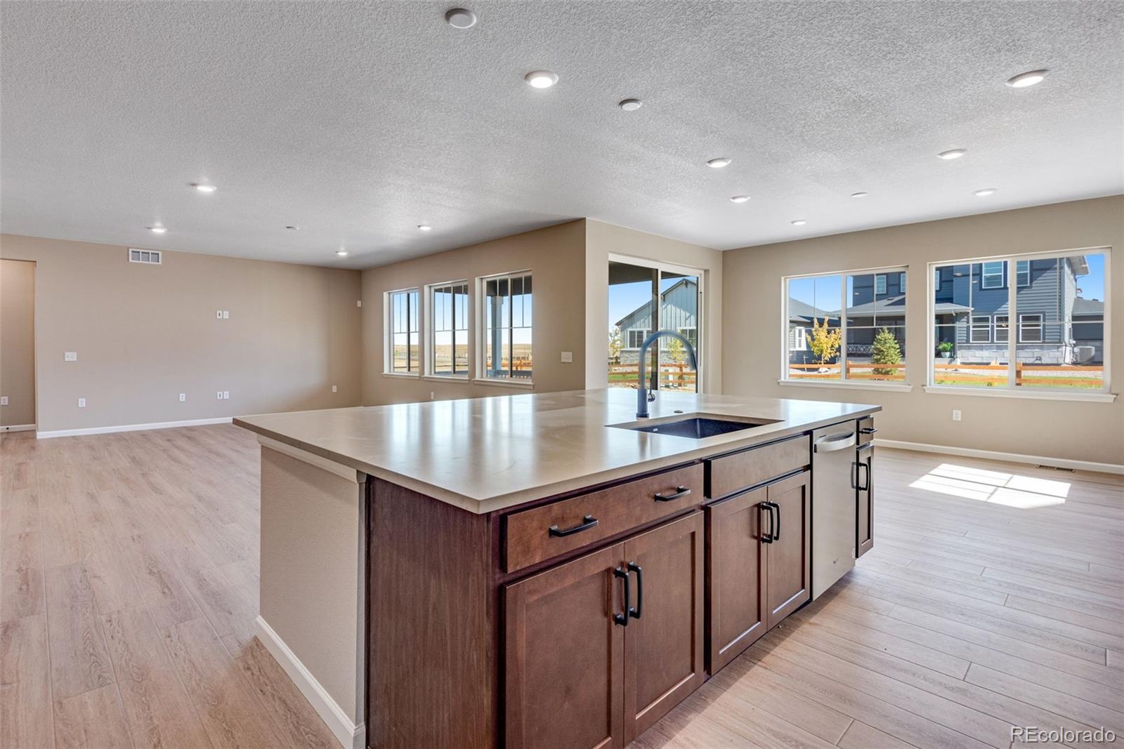 MLS Image #9 for 3422 n gold bug court,aurora, Colorado