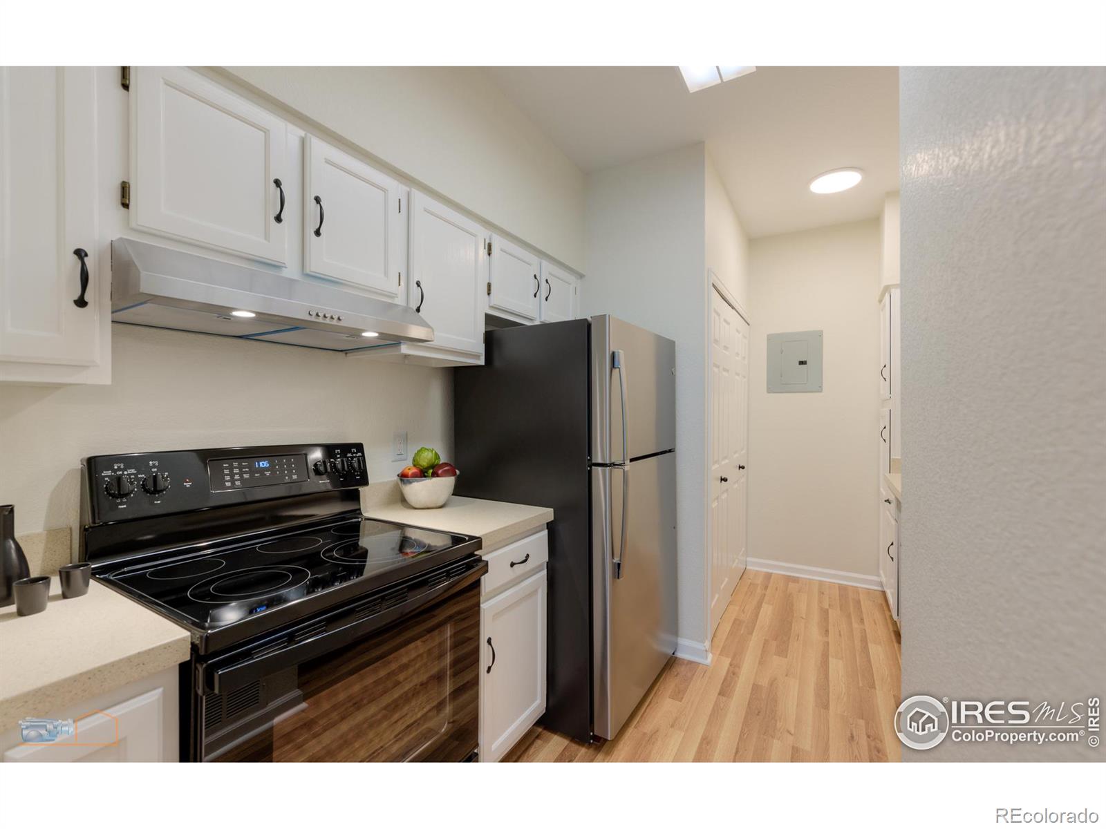 MLS Image #12 for 7419  singing hills court,boulder, Colorado