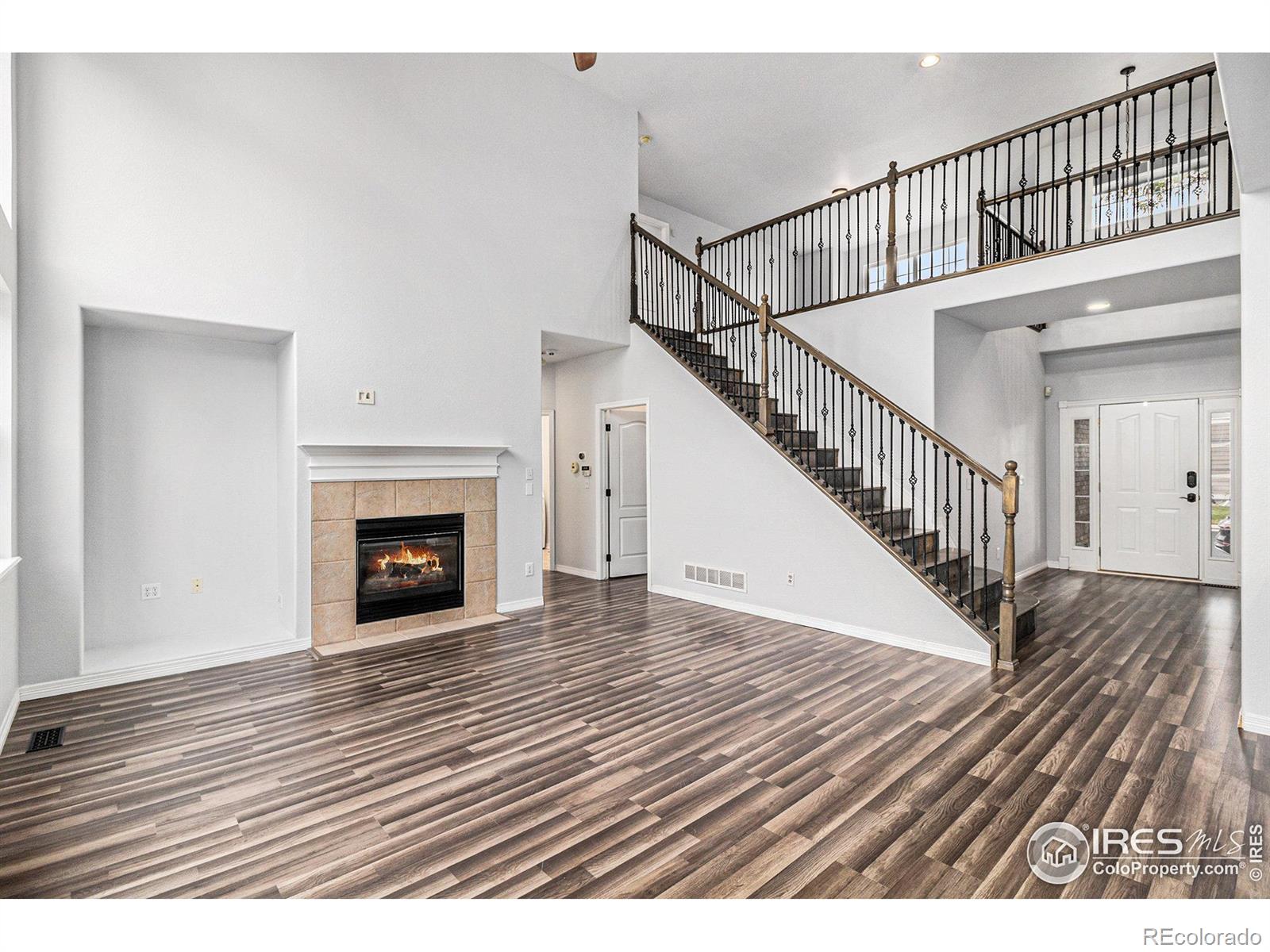 MLS Image #5 for 6850  sage avenue,firestone, Colorado