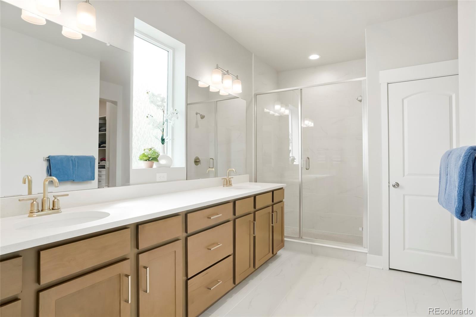 MLS Image #13 for 21209 e 62nd avenue,aurora, Colorado