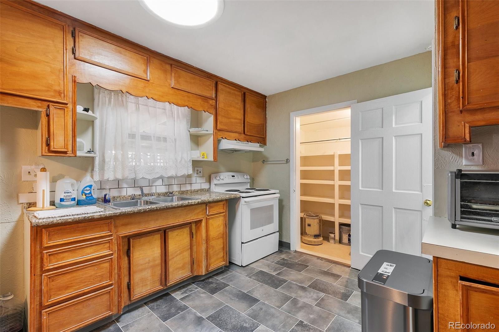 MLS Image #14 for 718  prospect lake drive,colorado springs, Colorado