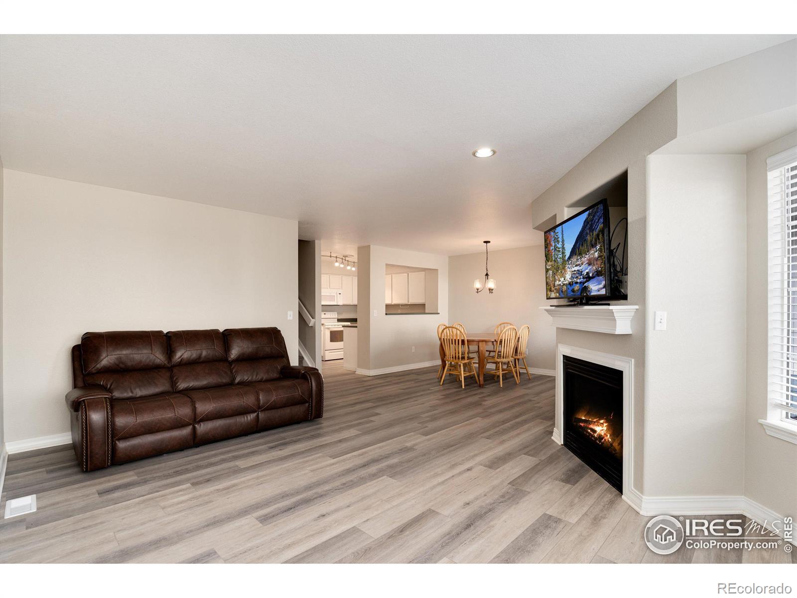 MLS Image #6 for 1419  red mountain drive,longmont, Colorado