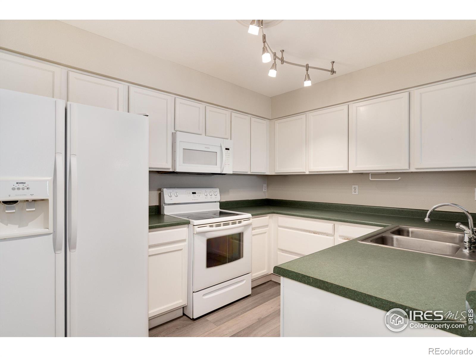 MLS Image #9 for 1419  red mountain drive,longmont, Colorado
